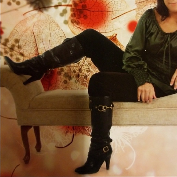 Coach Leather Boots - Picture 7 of 8